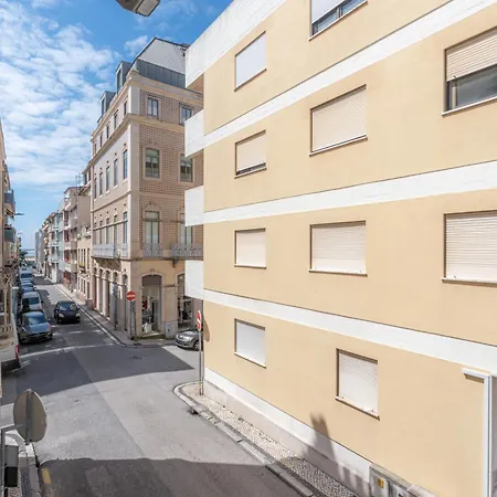 Lägenhet Luckasa By Rent4all