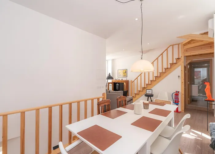 Daire Luckasa By Rent4all *